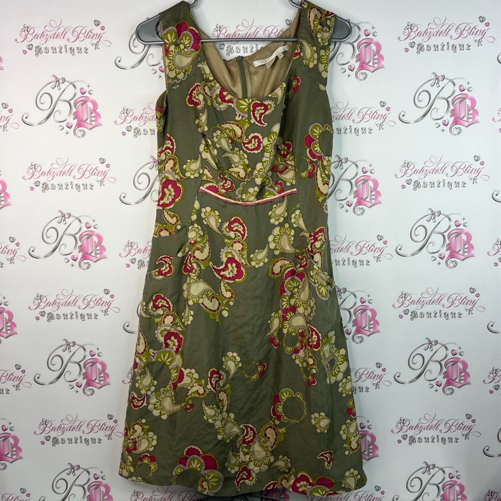 Nougat London dress paisley flowers Floral Green ruffle detail front unique